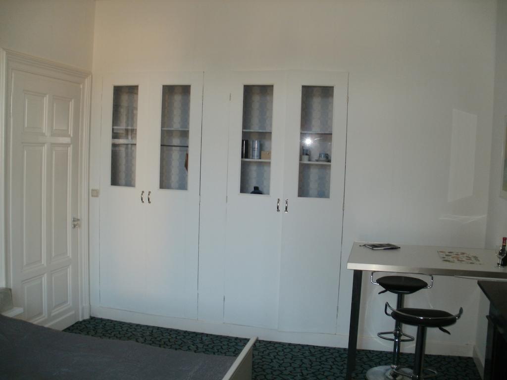 Op De Burg Bed and Breakfast Φένλο Δωμάτιο φωτογραφία